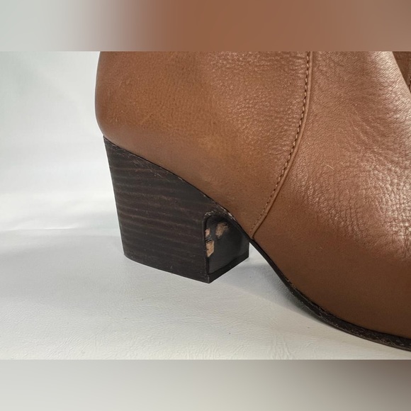 EILEEN FISHER Harris Vero Cuoio LEATHER Ankle Bootie Whiskey Zip Closure Size 9 - Picture 7 of 16